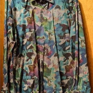 Robert Graham size XL long sleeve shirt. BLUE & PURPLE MULTI COLORS.
100% cotton